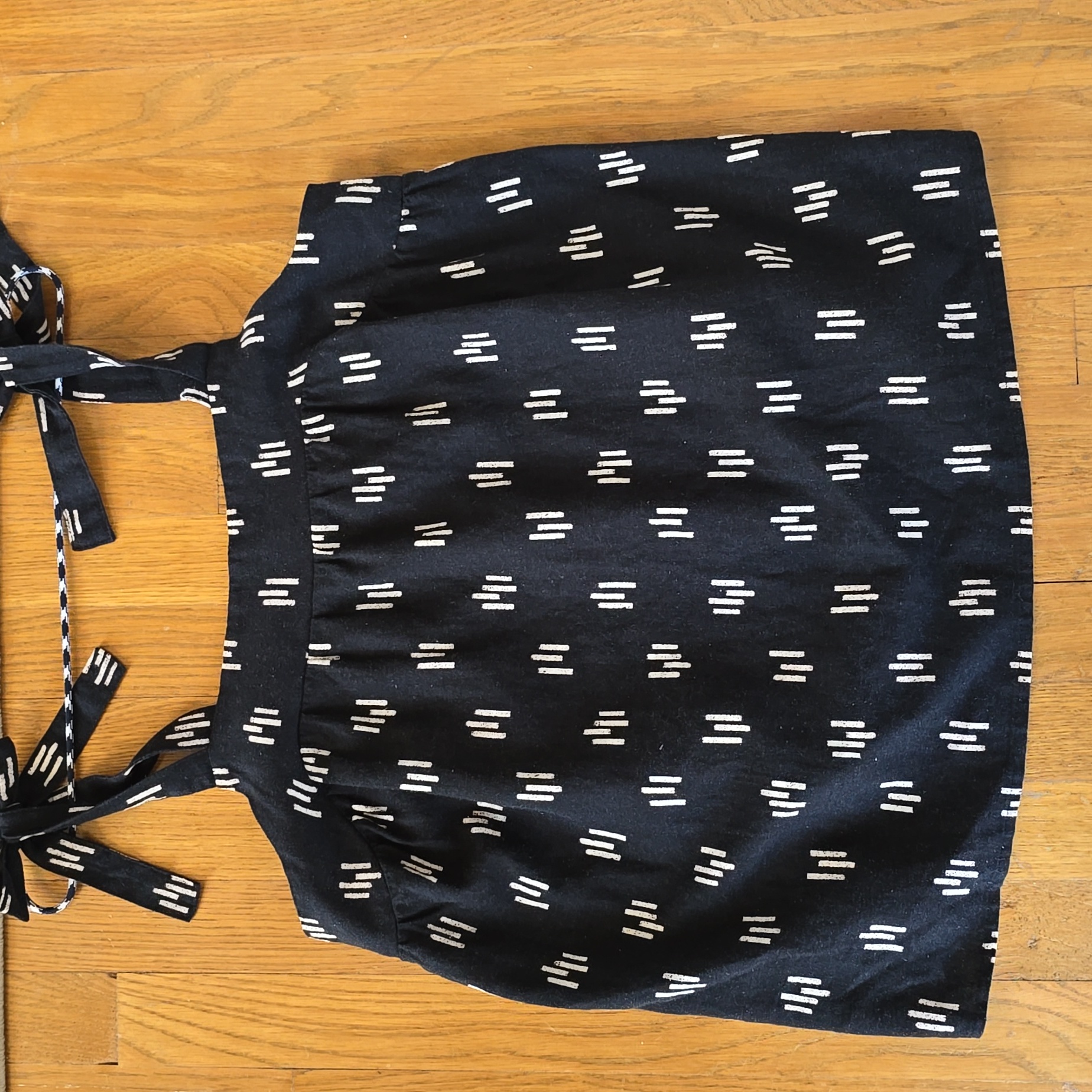 Sonoma Women's Black Plus Size Summer Tank Top With Tie Straps Smocking Size Xxl